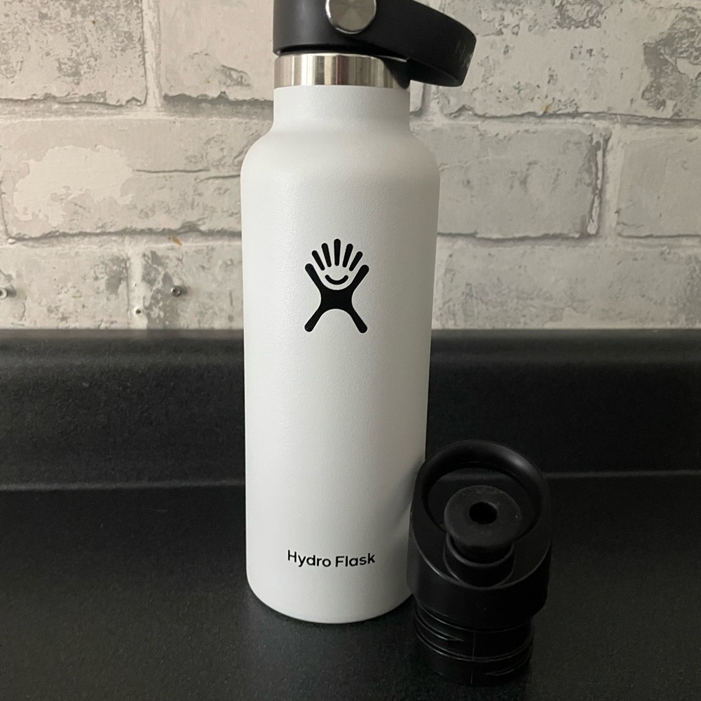 Hydro Flask 18oz White Water Bottle